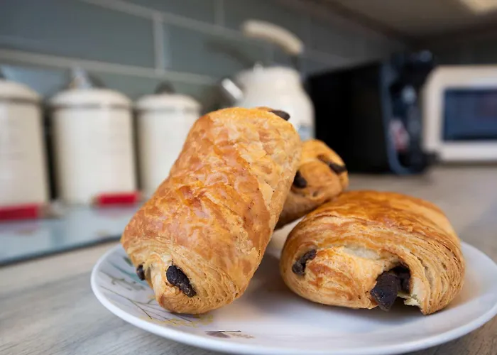 Beautiful 3 Bedroom House Close To The Sea *