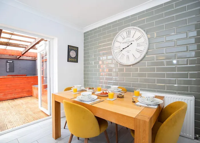 Feriehus Beautiful 3 Bedroom House Close To The Sea Marske-by-the-Sea